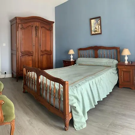 Apartment Spacious Nest Located Near The Sea And The Station Arcachon